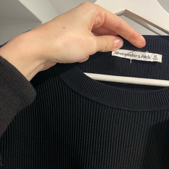 NWT Abercrombie Long-Sleeve Ottoman Crew Top size XL black ribbed - Picture 9 of 9